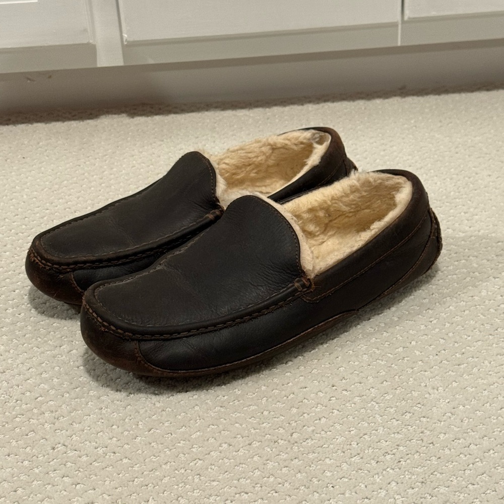 UGG Men's Brown Leather House Loafers with Shearling Lining